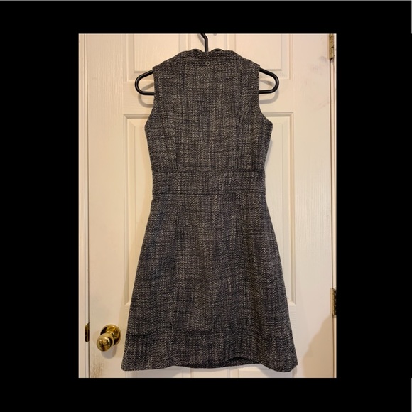 Club Monaco: Business Formal Dress - Picture 4 of 5